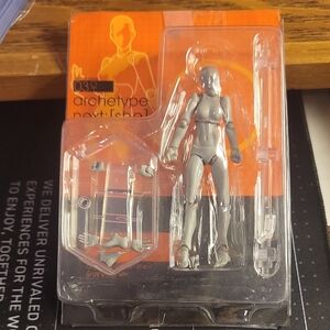 Gray Archetype Next [She], Posing Action Figure For Reference, Ideal For Artists